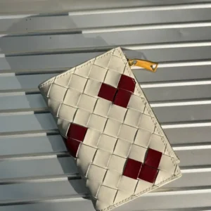 bottega veneta 5 scaled 1.webp