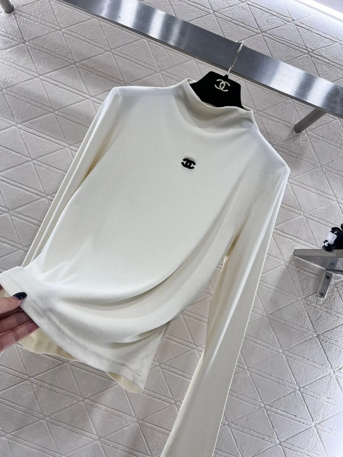 chanel 607.webp chanel 607.webp