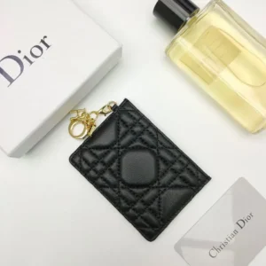design black cannage leather lady card holder dubai fashion lux.webp