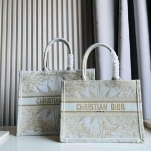 design large book blue tote bag dubai fashion lux.jpg