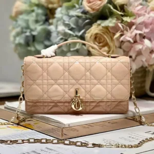 design my phone pouch dubai fashion lux.webp