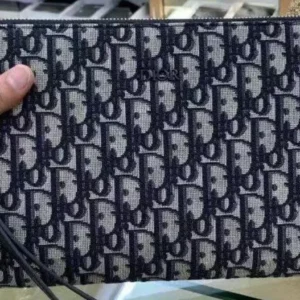 design oblique jacquard triangle case black multicolor dubai fashion lux.webp