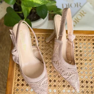 dior 32 scaled 1.webp