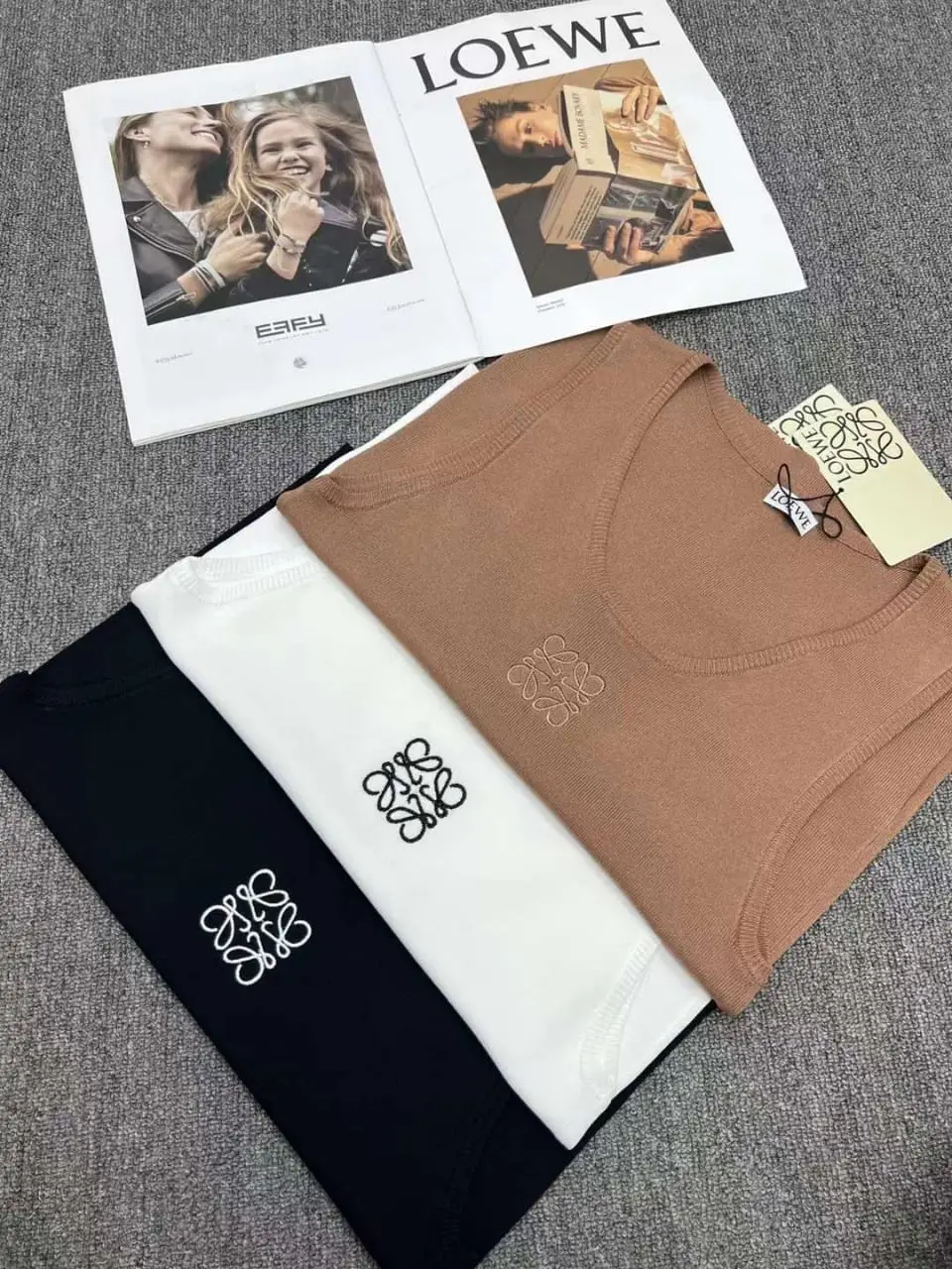 loewe 32.webp loewe 32.webp