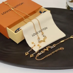 louis vuitton 303.webp