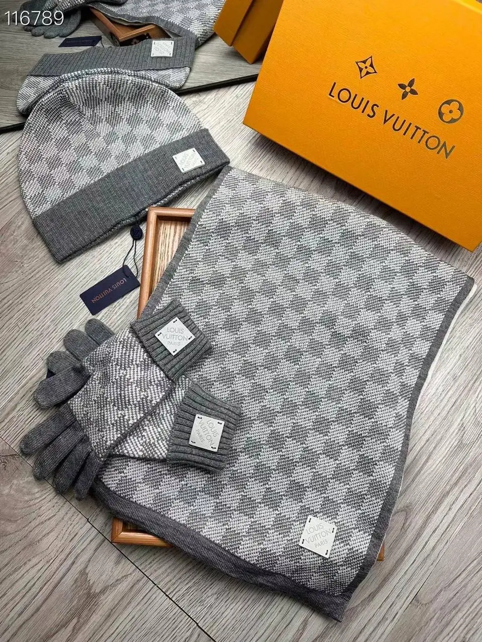 louse vuitton 593.webp