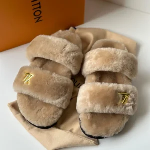 louse vuitton 699.webp