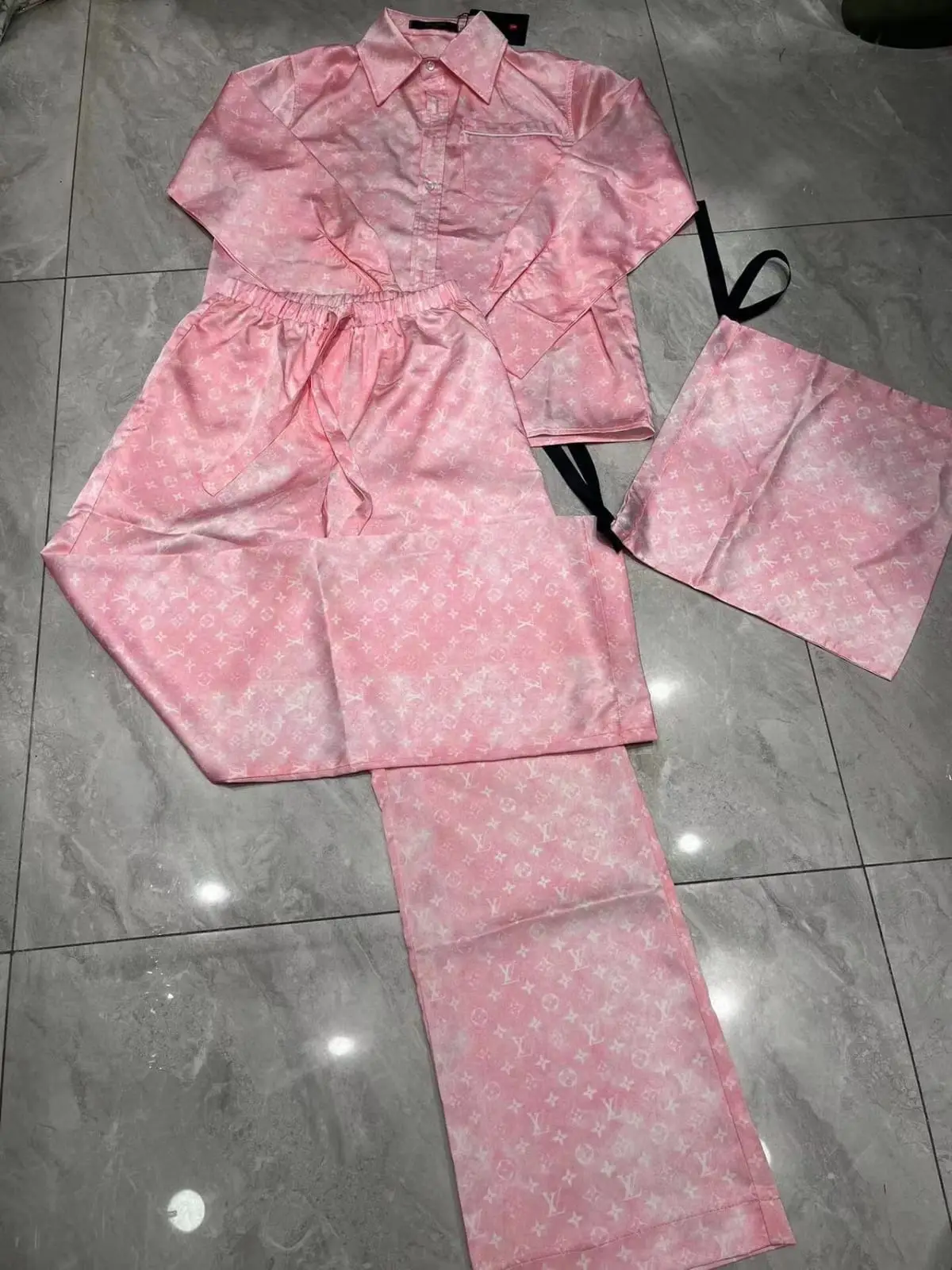 louse vuitton 711.webp louse vuitton 711.webp