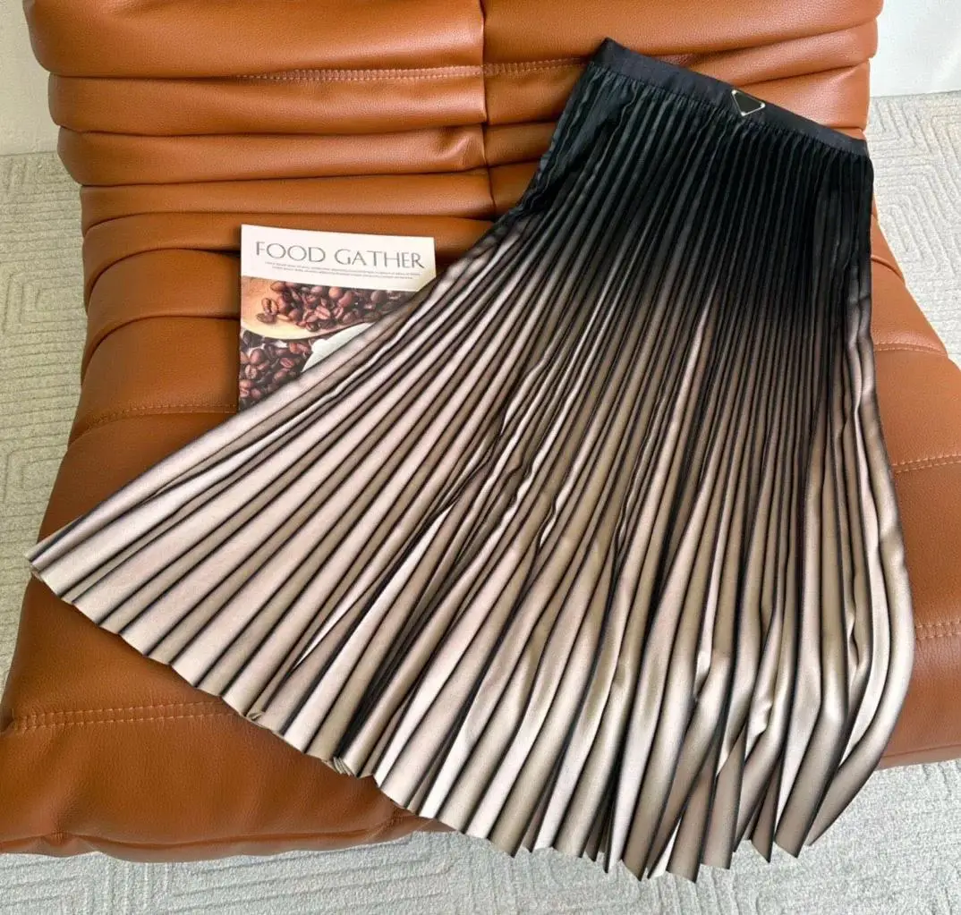 prada 721.webp prada 721.webp