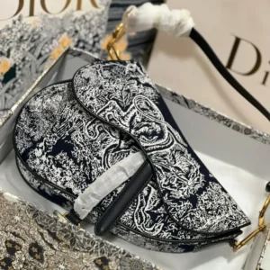 saddle bag with strap dubai fashion lux.webp