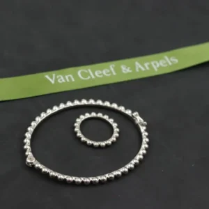 van cleef arpels.webp