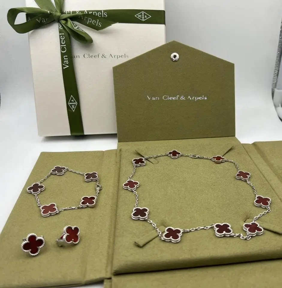 vancleef 6.webp vancleef 6.webp